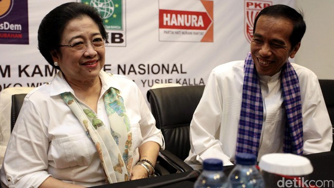 Jokowi menyangkal jika PDIP dianggap tidak ada regenerasi dan trah Soekarno.&nbsp;