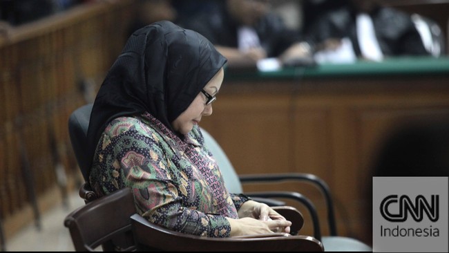 Kali ini giliran Hudaya Latuconsina, Kepala Dinas Tenaga Kerja Pemerintah Provinsi Banten yang diduga mengetahui soal sengkarut proyek alat kesehatan.&nbsp;