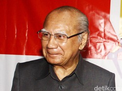 Menhub Era Soeharto Emil Salim Kenang Bangun Satelit Palapa