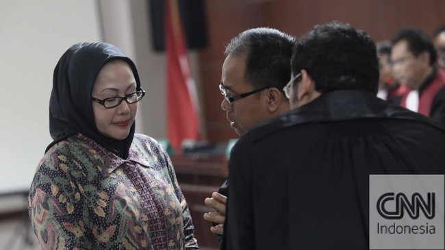 Adde Rossi dan tujuh anggota DPRD Banten lain diperiksa sebagai saksi untuk Ricky Tampinongkol, Direktur PT Banten Global Development.