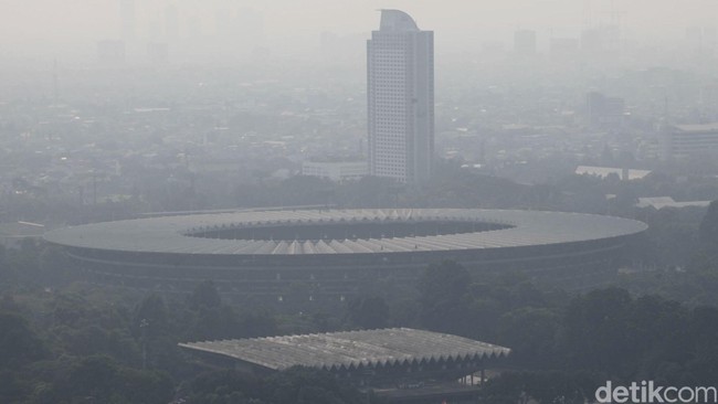 Gubernur DKI Jakarta Basuki Tjahaja purnama berharap pemadaman yang dilakukan pesawat-pesawat penyelamat di beberapa daerah dapat cepat padamkan api.