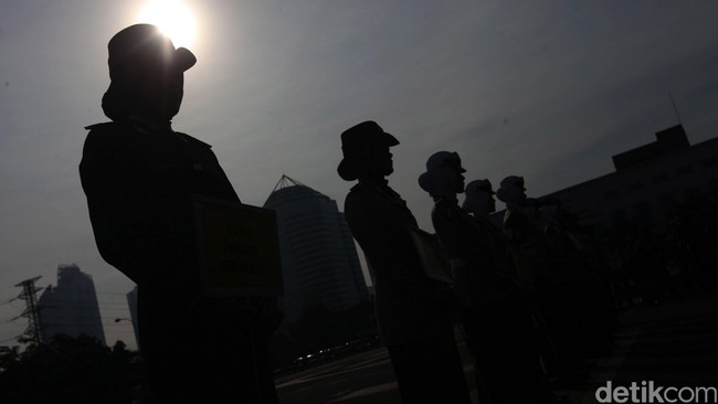 Agar bisa mengendalikan konten internet yang beredar, Tiongkok punya sedikitnya dua juta polisi internet.
