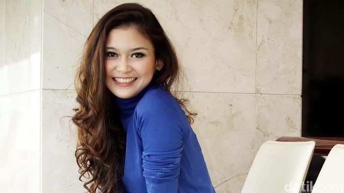 Marissa Anita adalah seorang jurnalis dan presenter berita Indonesia berumur 31 tahun.