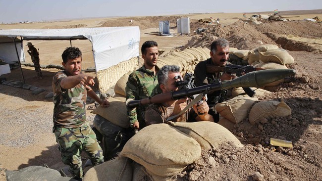 Pasukan militer Irak, milisi Syiah dan pejuang Kurdi mengambil alih kota Jurf Al-Sakhar dan Zumar dari cengkraman ISIS, meskipun pertempuran masih berlangsung.