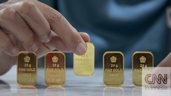 Harga emas PT Aneka Tambang Tbk atau Antam berada di posisi Rp981 ribu per gram pada Kamis (24/11).