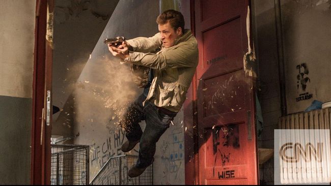 Setelah&nbsp; memerankan James Bond di lima film, Brosnan akhirnya pensiun karena habis masa kontraknya. Ini membuat Brosnan jadi satu-satunya Bond yang mengakhiri perannya bukan atas permintaan dari sang aktor.