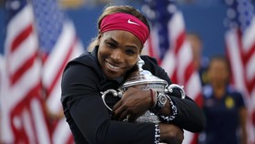 Akhiri Boikot 14 Tahun, Serena Williams Dipuji