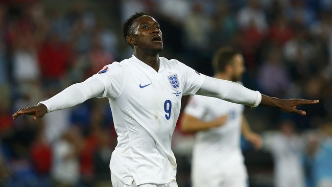 Penjualan Dany Welbeck ke Arsenal mendapatkan kritik dari beberapa mantan pemain Manchester United. Louis Van Gaal menjelaskan keputusannya tersebut.