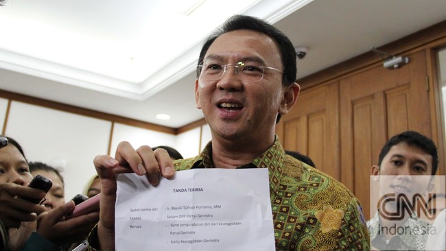 Ahok pelajari langsung proyek pembangunan tanggul laut raksasa ke Korea Selatan. Awalnya ia berencana meniru seluruh&nbsp;masterplan&nbsp;The Saemangeum.