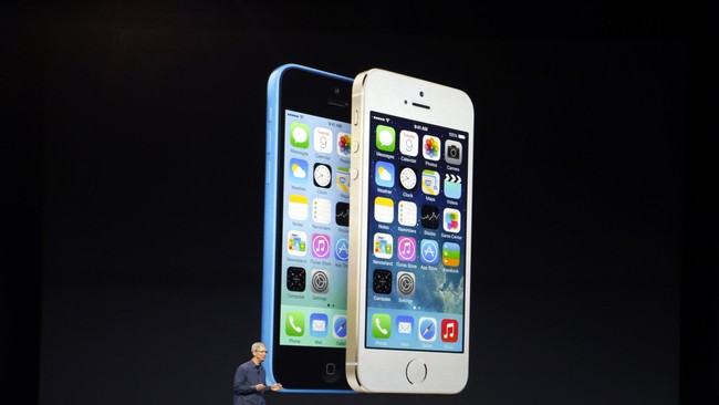 iPhone 6 diklaim Apple punya segudang keunggulan dibanding ponsel lain. Lantas bagaimana jika disandingkan dengan pesaing utamanya, Samsung Galaxy S5.