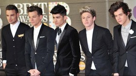 Lagu Indonesia Raya Buka Konser One Direction