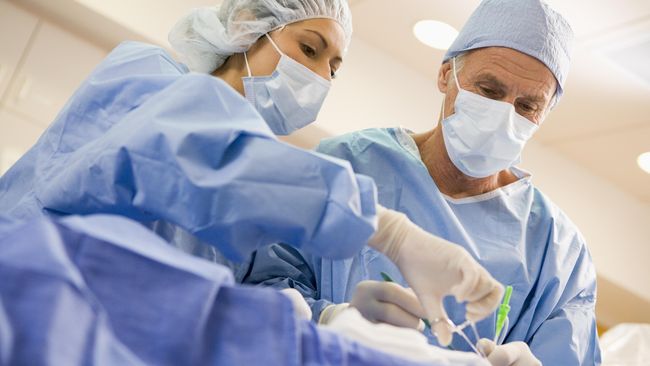Sebuah cara non-invasif untuk mengangkat tumor kanker prostat kini tersedia di Amerika Serikat dengan bantuan teknologi robotik.