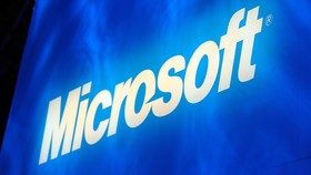 Microsoft Bangun Toko Dekat Apple Store