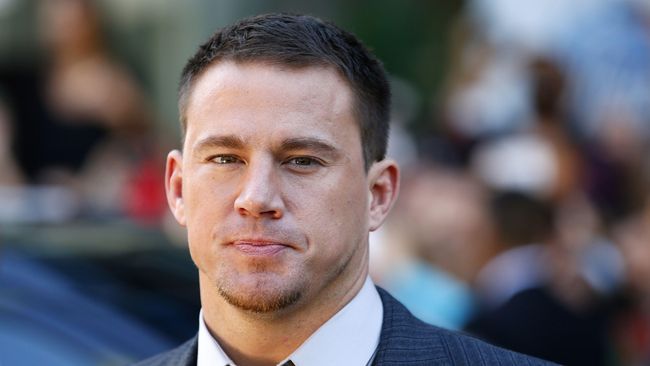 Akhir pekan terakhir di bulan Januari, mari habiskan dengan menonton film-film baru. Salah satunya, film peraih lima nominasi Oscar, Foxcatcher.