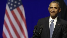 'Duet' Presiden Obama dan Sean Penn di Layar Kaca