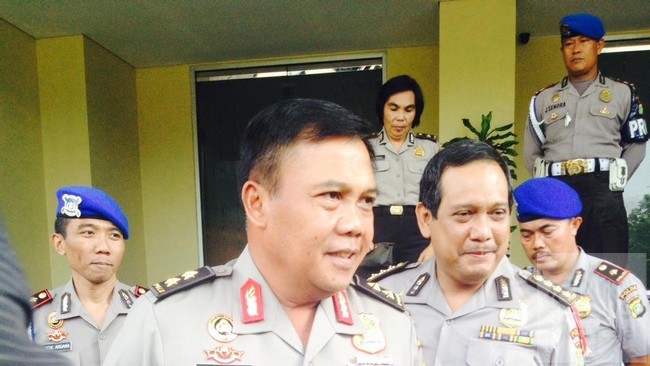 Koordinator KontraS Haris Azhar menilai ketiganya relatif bersih sehingga layak ditunjuk oleh Presiden sebagai Kapolri, menyusul batalnya Budi Gunawan dilantik.