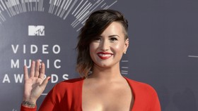 Demi Lovato Dukung Bruce Jenner jadi Transgender