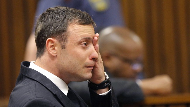 Hakim pengadilan Afrika Selatan memutuskan bahwa atlet bintang paralimpik, Oscar Pistorius, bebas dari tuduhan kasus pembunuhan mantan kekasihnya, Reeva Steenkamp.
