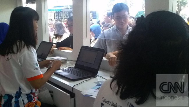 Memasuki penghujung tahun 2014, permintaan tiket pesawat diperkirakan bertambah untuk melayani kebutuhan masyarakat yang ingin berlibur.