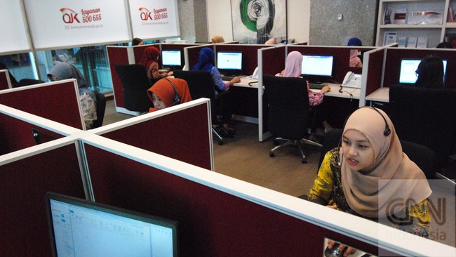 Angka tersebut naik 33,33 persen dibandingkan 30 ribu pengaduan yang masuk sepanjang 2014 lalu.