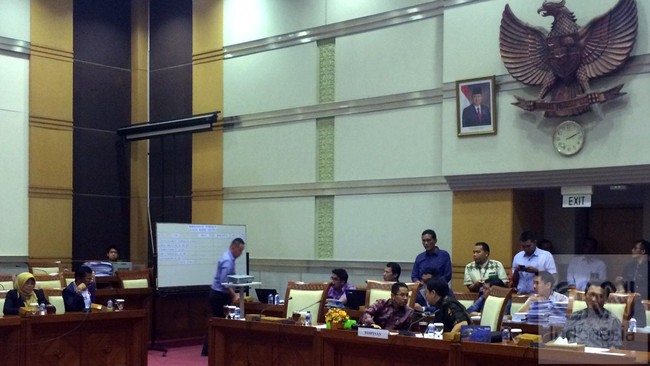 Isu "lobi toilet" dalam seleksi pemilihan calon hakim agung pernah mencuat tahun 2013. DPR membantah ada lobi dalam proses pemilihan para pengadil itu.