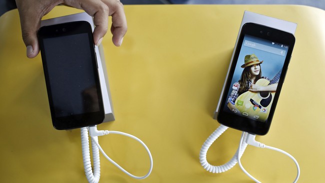 Ada sekitar 950 juta atau 95 persen dari total populasi Android saat ini yang bisa dengan mudah dirusak, cuma dengan SMS.