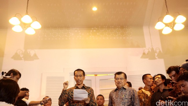 Presiden terpilih Joko Widodo belum memutuskan untuk menggunakan nama untuk kabinetnya. "Kabinet "Trisakti" masih dipertimbangkan.