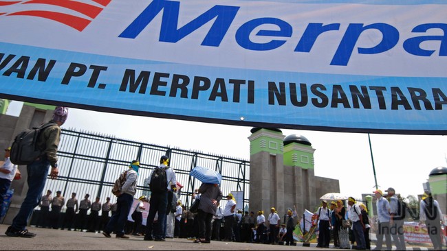 Sebelum dinyatakan pailit dan dibubarkan Jokowi, kinerja Merpati Airlines merugi sejak 2018. BUMN ini juga digugat karyawan hingga mitranya.