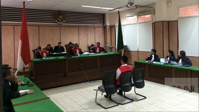 Berdasarkan perhitungan Ridwan kisaran penurunan penanganan kasus di Mahkamah Agung sebanyak 20 persen apabila dibandingkan tahun lalu.