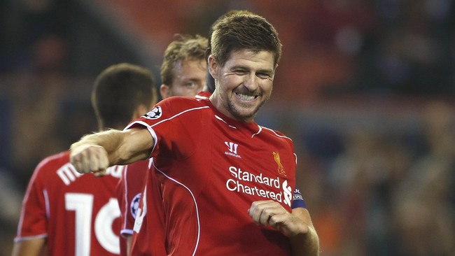 Setelah pensiun dari tim nasional Inggris, kapten Liverpool, Steven Gerrard, memiliki waktu luang lebih banyak untuk istri dan ketiga anak perempuannya.