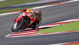 Marquez Rebut Pole, Rossi Start Ketujuh