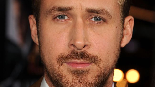 The Haunted Mansion, wahana paling menakutkan di Disneyland, bakal diangkat kisahnya ke layar lebar dengan melibatkan aktor tampan Ryan Gosling.