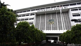 Kejagung Periksa Dua Tersangka Korupsi Merpati Airlines