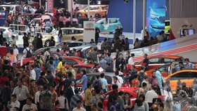 Jokowi: Mobil Baru Inden Efek PPnBM, Tanda Otomotif Bangkit