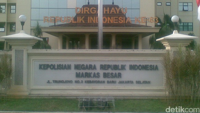 Kasus dugaan korupsi vaksin flu burung yang mencuat sejak dua tahun lalu kembali diusut. Polri mengusut dugaan pencucian uang yang dilakukan tersangka.