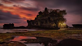 Kunjungan Wisman ke Indonesia Tembus Angka 8 Juta