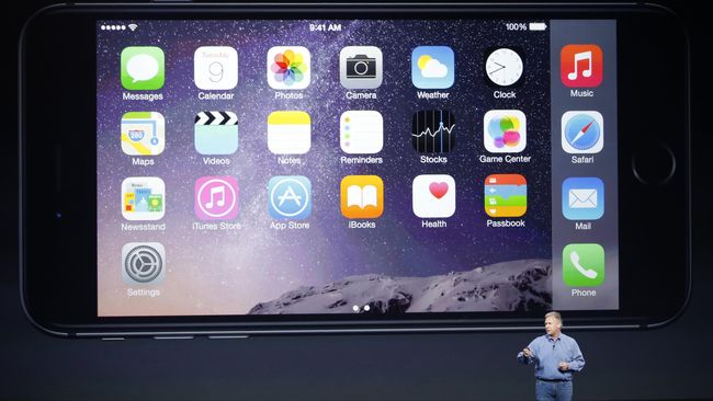 Perbaiki iOS, Apple Minta Bantuan <i>Fanboy</i> Dalam upaya menyingkirkan gangguan teknis di iOS terbaru, Apple berencana merilis iOS versi beta ke publik sebelum pembaruan sistem operasi resmi diluncurkan.