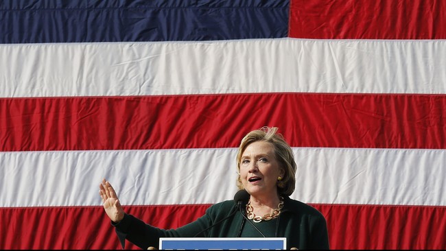 Hillary Clinton dan kandidat lain yang berencana maju dalam pemilu AS pada 2016 mendatang, hampir dipastikan akan menggunakan isu imigrasi dalam kampanye mereka