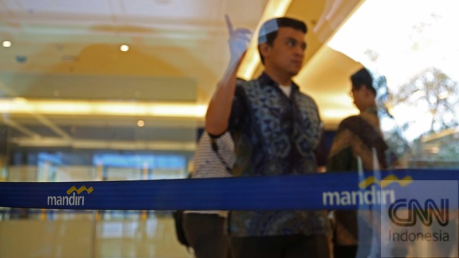 Tahun depan, Bank Mandiri hanya akan menambah sekitar 200 cabang reguler dan di bawah 50 cabang mikro, sementara cabang yang tak produktif akan direlokasi.