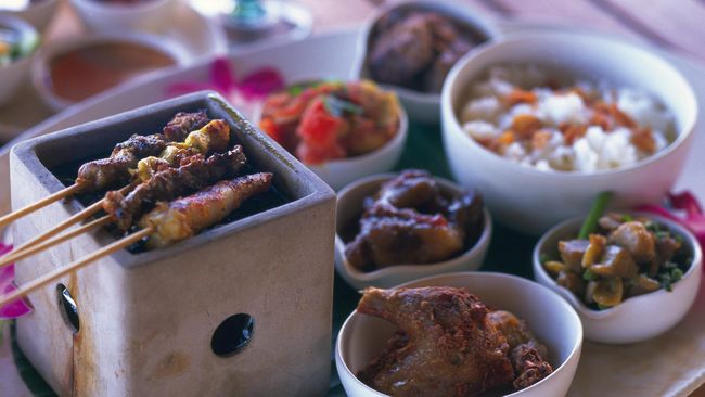 Menghidupkan Kuliner Bali Hingga Ke Dapur Internasional Indonesia terkenal kaya akan cita rasa kuliner nusantara, berbagai daerah di Indonesia memiliki kekhasan dan keunikan cita rasa tersendiri.