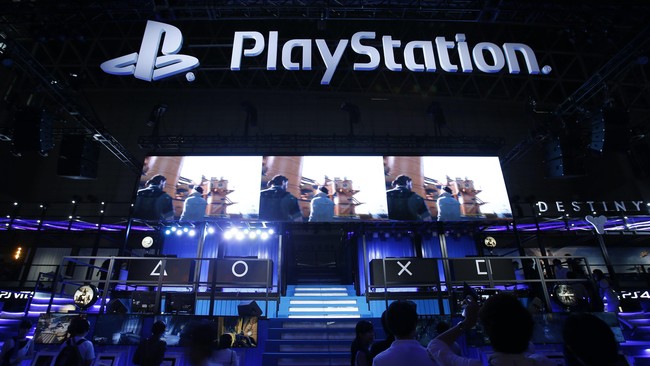 Pemerintah Inggris menangkap anggota peretas komputer Lizard Squad yang bertanggungjawab atas serangan terhadap server Xbox Live dan PlayStation Network.