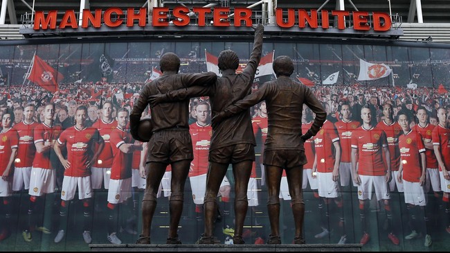 Paul Scholes mengaku rindu pada masa-masa menunggu pertandingan di ruang ganti, saat beristirahat di antara dua babak di ruang ganti, dan setelah pertandingan.