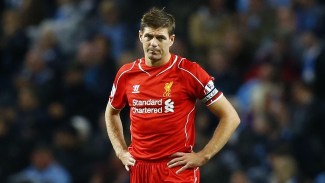 Steven Gerrard meninggalkan banyak kenangan manis bersama Liverpool namun kenangan insiden terpeseletnya musim lalu juga bakal selalu hadir.