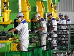 Tetap Aman Kerja di Pabrik Selagi Corona, RI Bisa Sontek China
