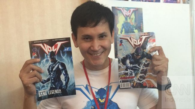 Berawal dari profesi model dan pemain sinetron, Marcelino Lefrandt belakangan lebih banyak bergelut di dunia komik. Komik pertamanya, Volt, terbit 2012.