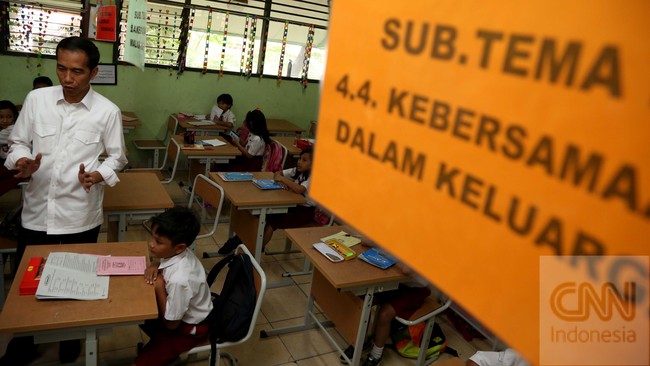 Pemerintahan baru tidak perlu repot lagi meminta persetujuan DPR untuk mencairkan dana BLSM atau ketika mau menaikkan harga BBM bersubsidi.