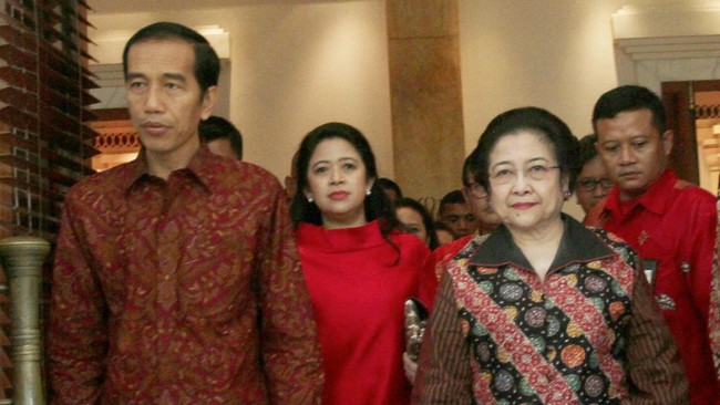 Pengamat Politik dari Universitas Paramadina Hendri Satrio menduga pertemuan Jokowi dengan Megawati turut membahas pencalonan Puan Maharani.