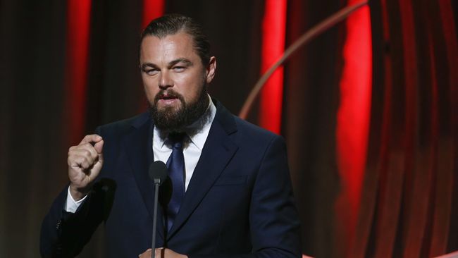 DiCaprio sudah lama berkonsentrasi pada upaya pencegahan perubahan iklim. Ia berjanji melepas aset-asetnya melalui Leonardo DiCaprio Foundation.