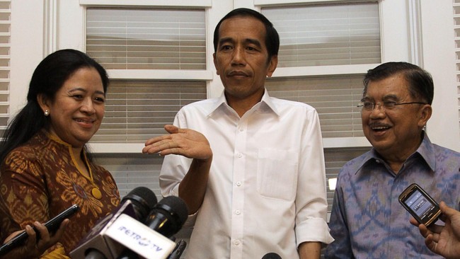 Presiden terpilih Joko Widodo masih menimbang opsi kenaikan harga BBM bersubsidi&nbsp;Rp 500, Rp 1.000, Rp 1.500, Rp 2.000, Rp 2.500, Rp 3.000. Itu masih opsi