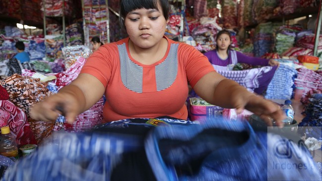 Bagi perempuan yang tergabung ke dalam Perkumpulan Sada Ahmo (Pesada), Medan, pemberdayaan erat kaitannya dengan kemandirian finansial dan pendidikan. 
